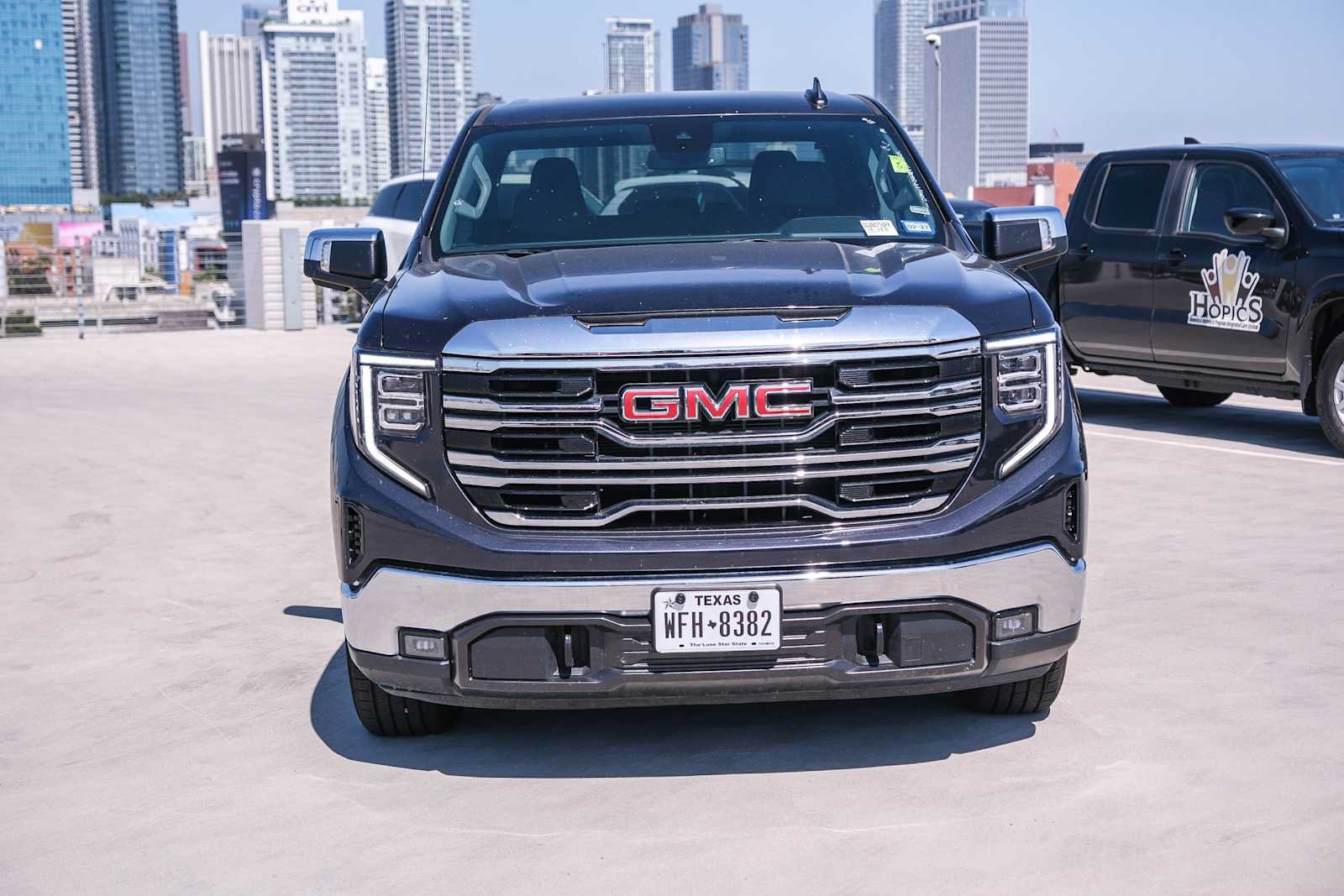 Used 2025 GMC Sierra 1500 SLT RWD image 2