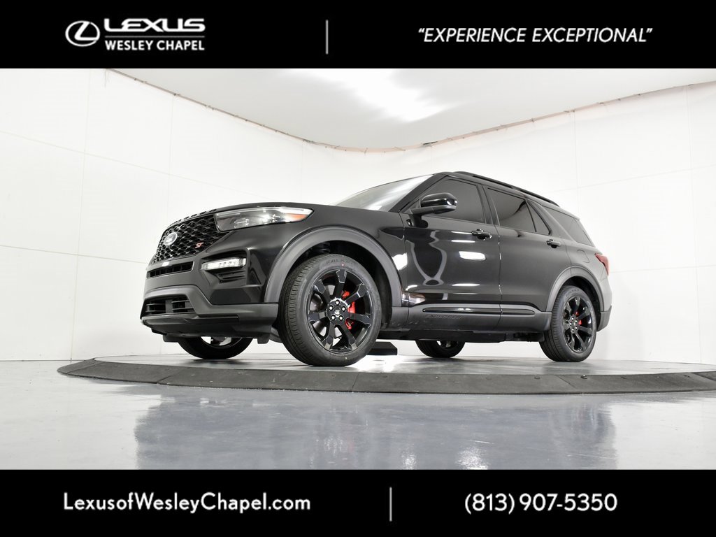 Used 2022 Ford Explorer ST w/ ST Street Pack image 12