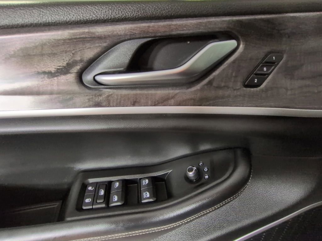 Certified 2021 Jeep Grand Cherokee L Limited AWD/4WD image 28