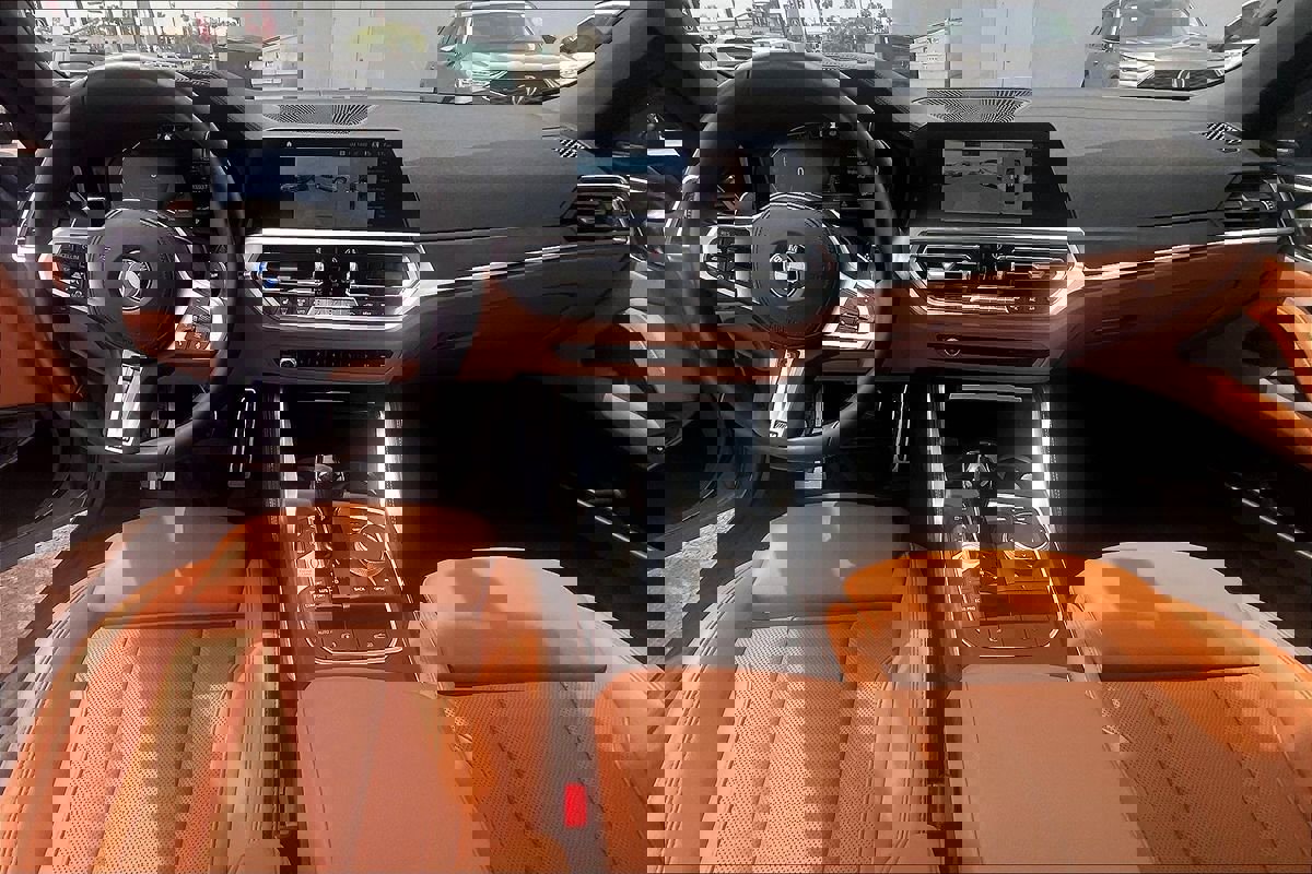 Used 2023 BMW 430i Convertible w/ M Sport Package image 13