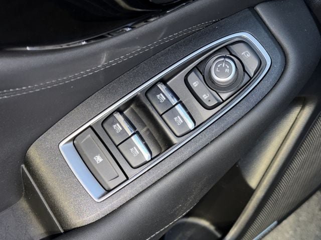 Used 2024 Subaru Outback Touring AWD/4WD image 23