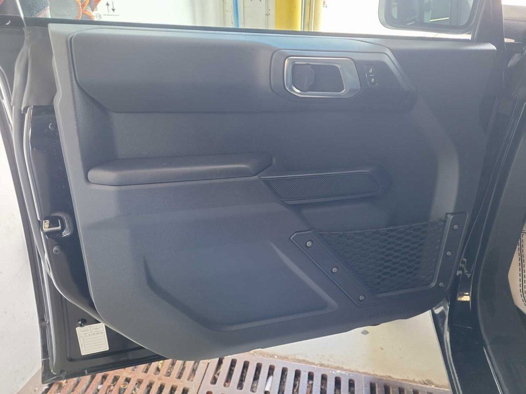 Used 2025 Ford Bronco Big Bend image 15