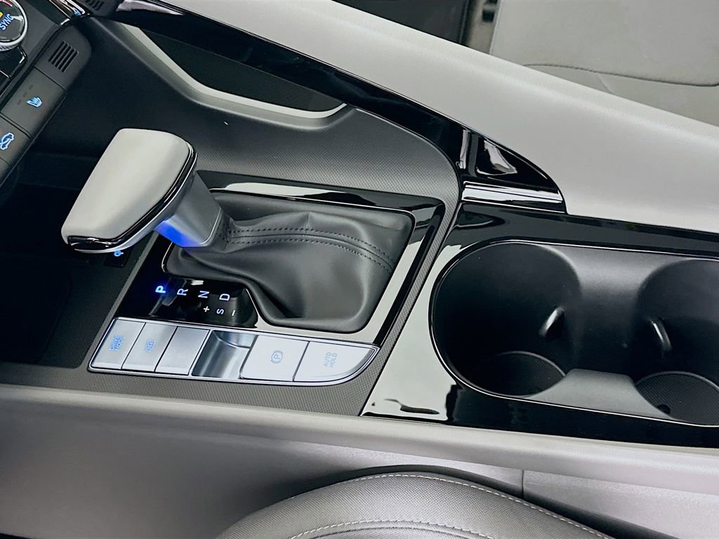 New 2026 Hyundai Elantra SEL Sport image 14