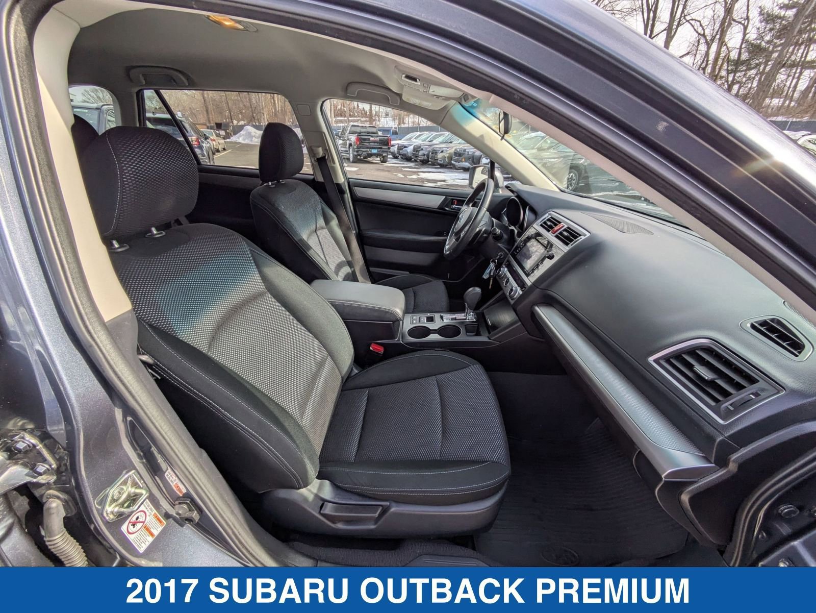 Used 2017 Subaru Outback 2.5i Premium image 34