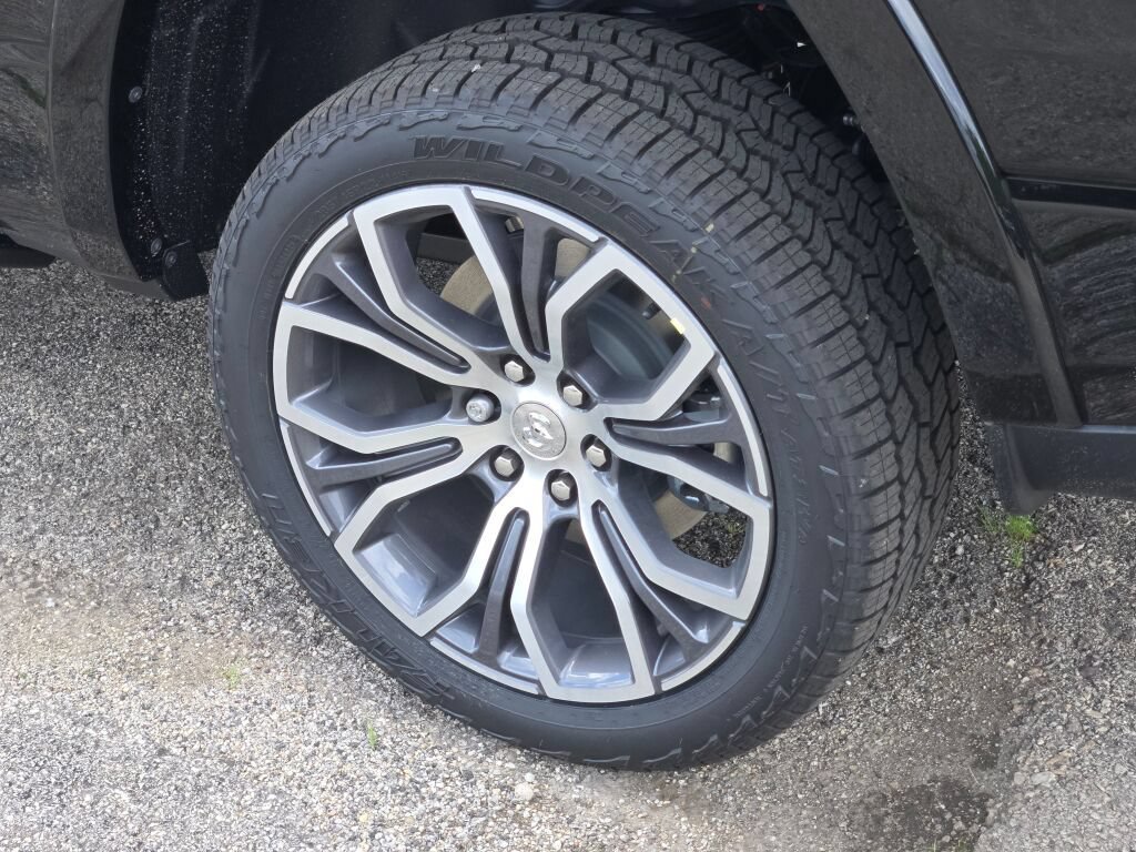 New 2026 RAM 1500 Tungsten AWD/4WD image 17