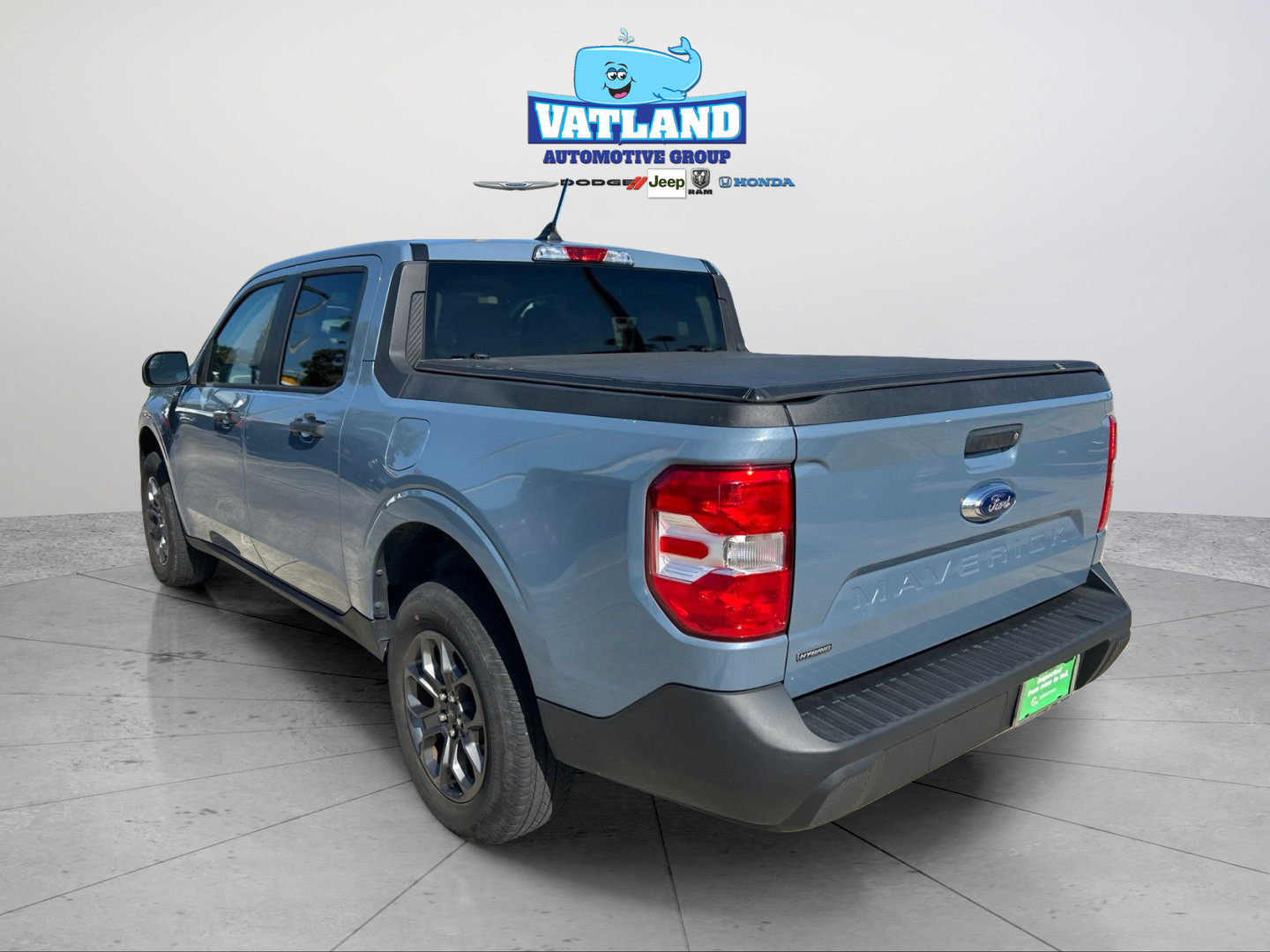 Used 2024 Ford Maverick XLT FWD image 3