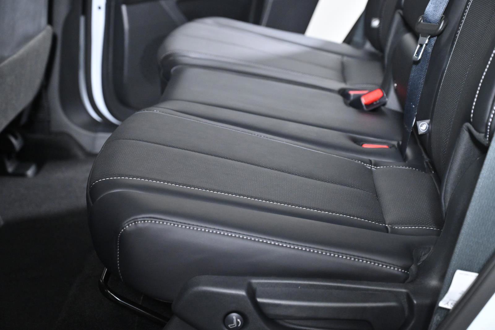 Certified 2026 INFINITI QX60 Pure w/ Cargo Package image 28