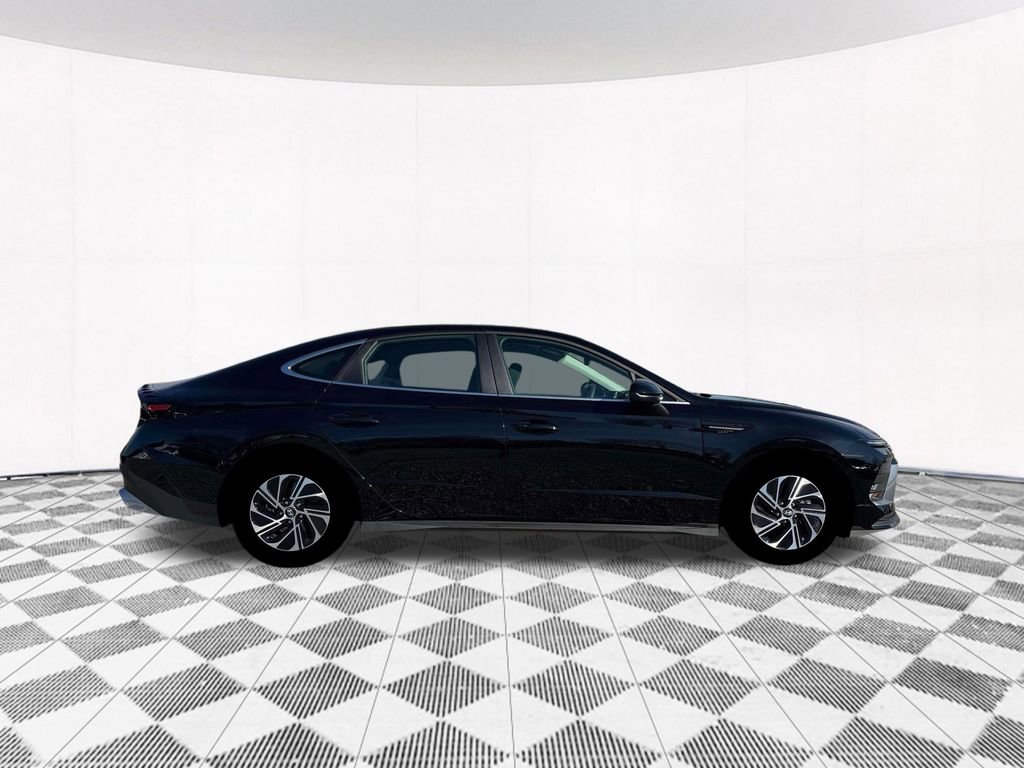 New 2026 Hyundai Sonata Blue image 14