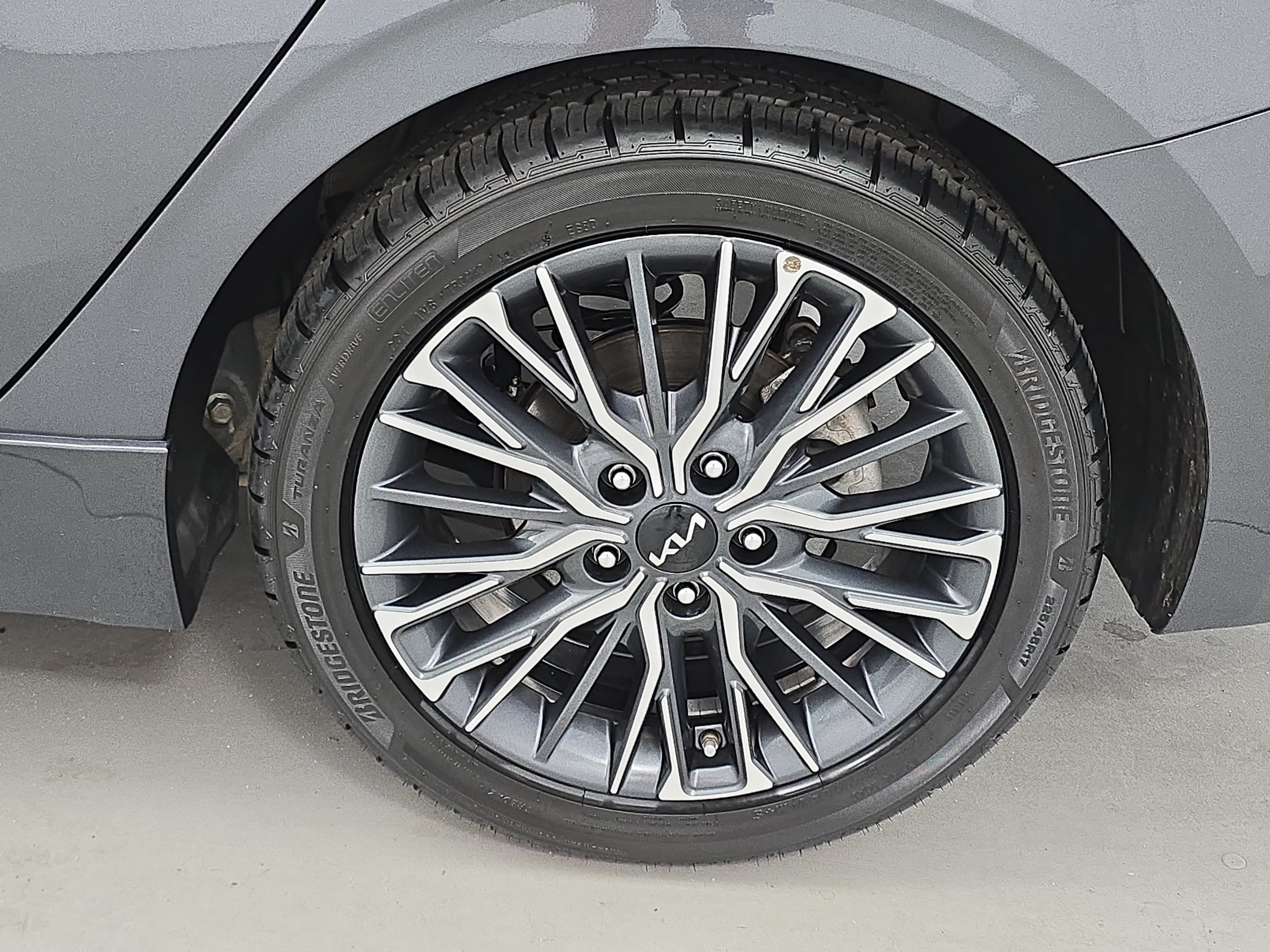 Used 2023 Kia Forte GT-Line FWD image 32