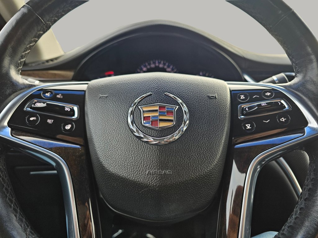 Used 2014 Cadillac XTS Luxury image 3