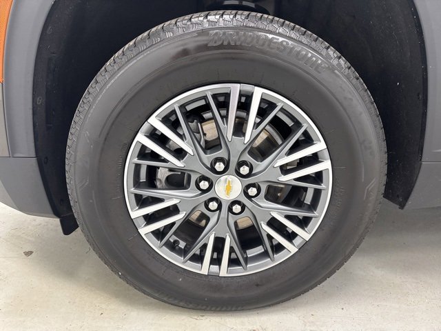 Used 2024 Chevrolet Traverse LT w/ Trailering Package image 39
