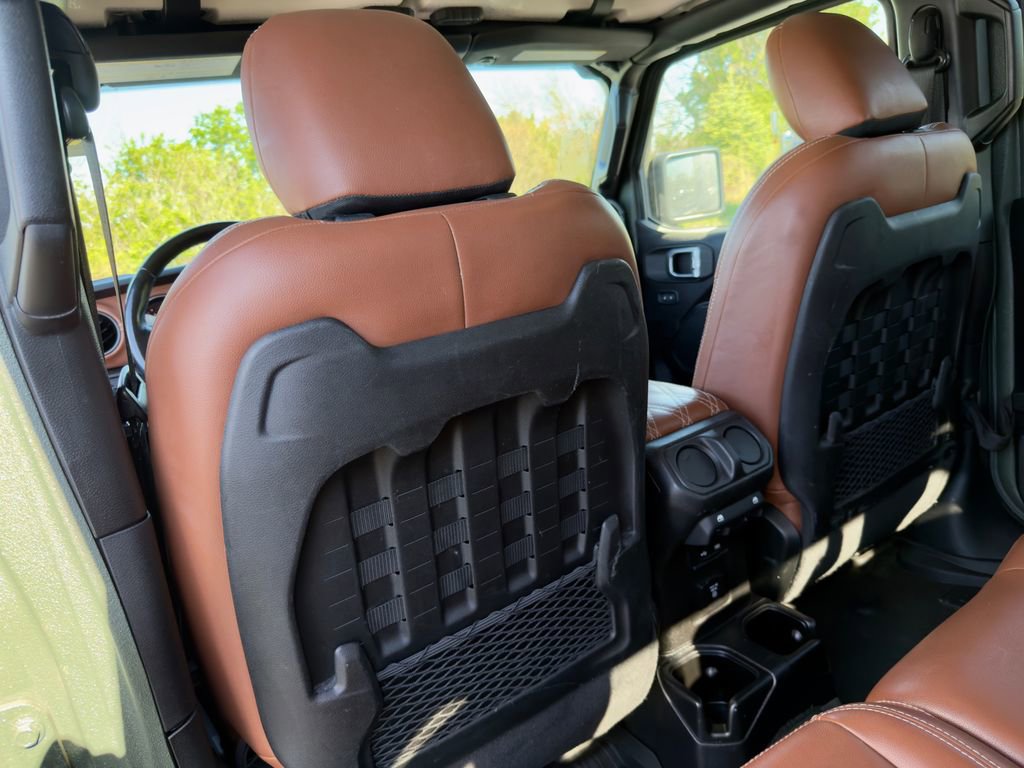 Used 2020 Jeep Gladiator Rubicon w/ Dual Top Group AWD/4WD image 30