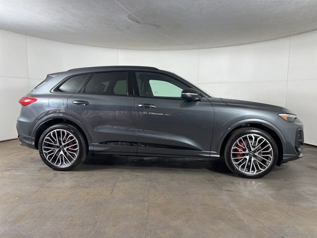 New 2026 Audi SQ5 Premium Plus image 8