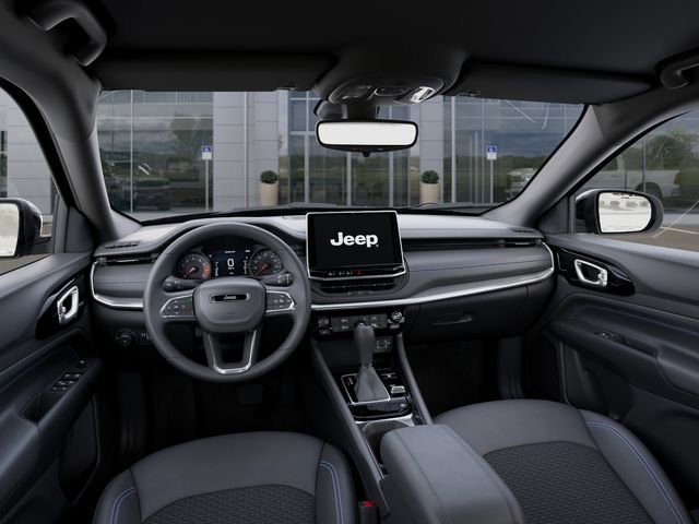 New 2026 Jeep Compass Latitude image 14