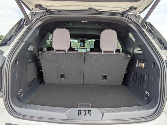 New 2026 Ford Explorer Platinum RWD image 13