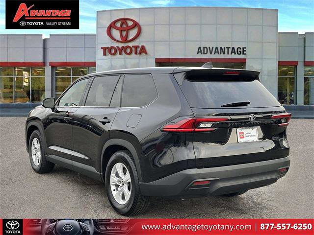 Certified 2025 Toyota Grand Highlander FWD image 10