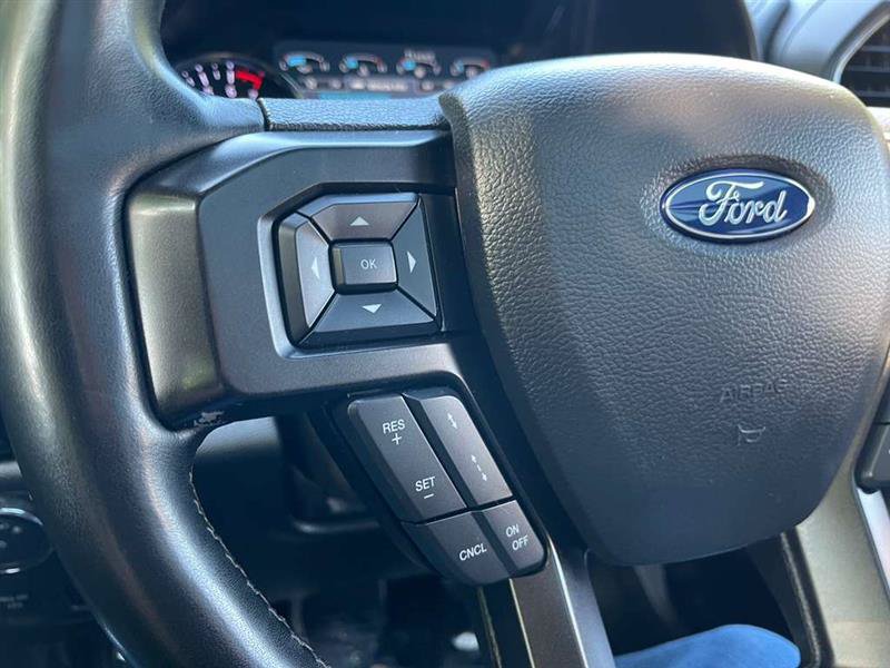 Used 2018 Ford Expedition Limited w/ Equipment Group 302A AWD/4WD image 21