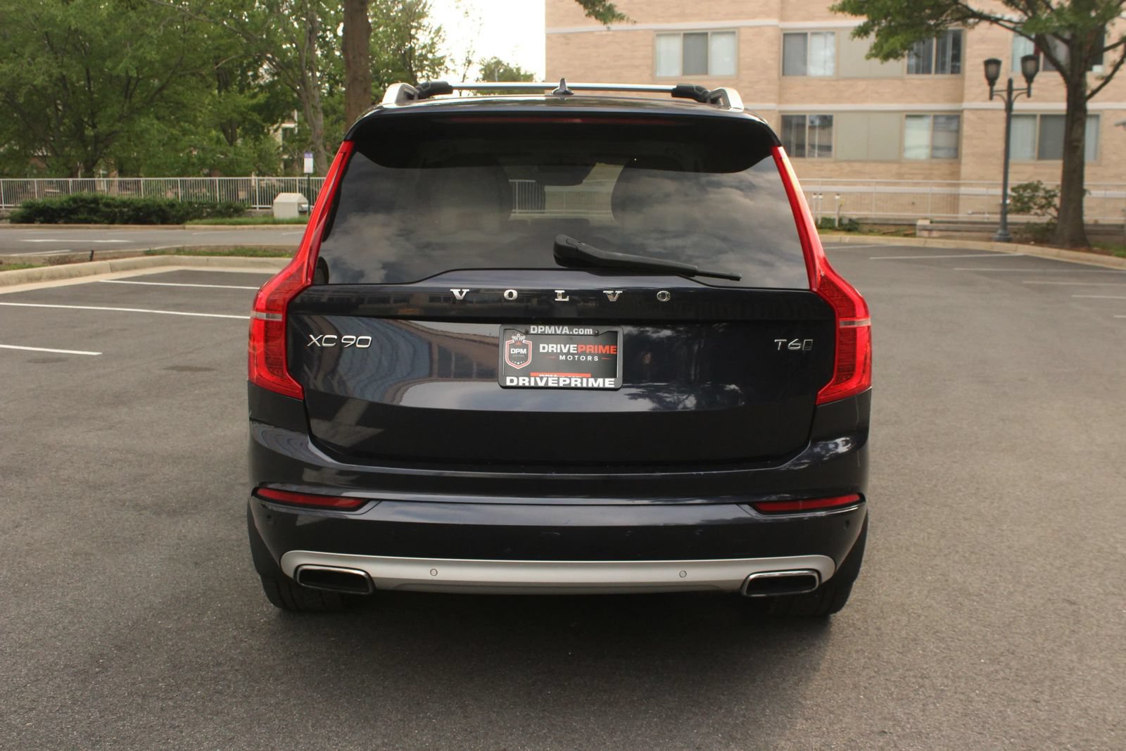 Used 2017 Volvo XC90 T6 Momentum AWD/4WD image 8