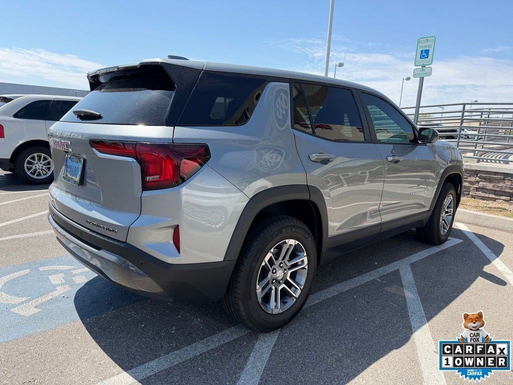Used 2026 GMC Terrain Elevation FWD image 3