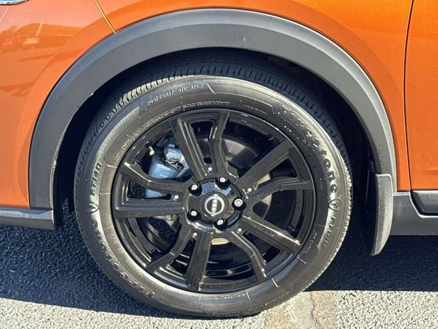 Used 2023 Nissan Kicks SR w/ SR Premium Package FWD image 21