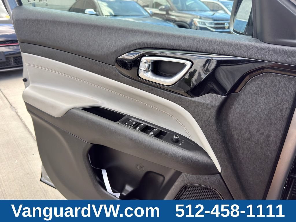 Used 2024 Jeep Compass Limited AWD/4WD image 30