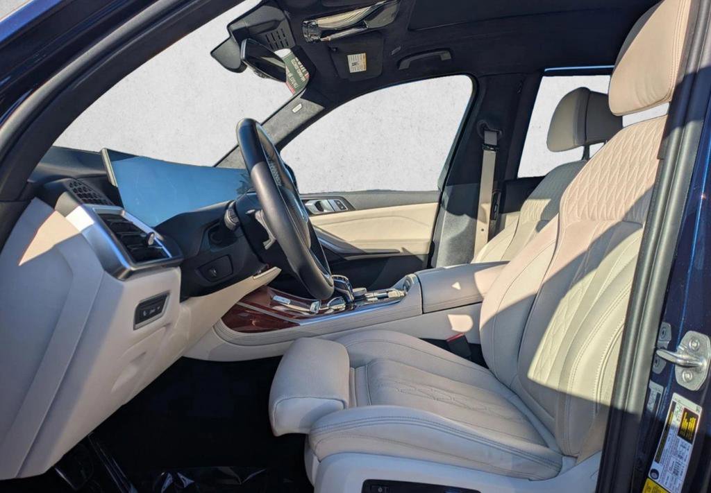 Used 2024 BMW ALPINA XB7 image 6