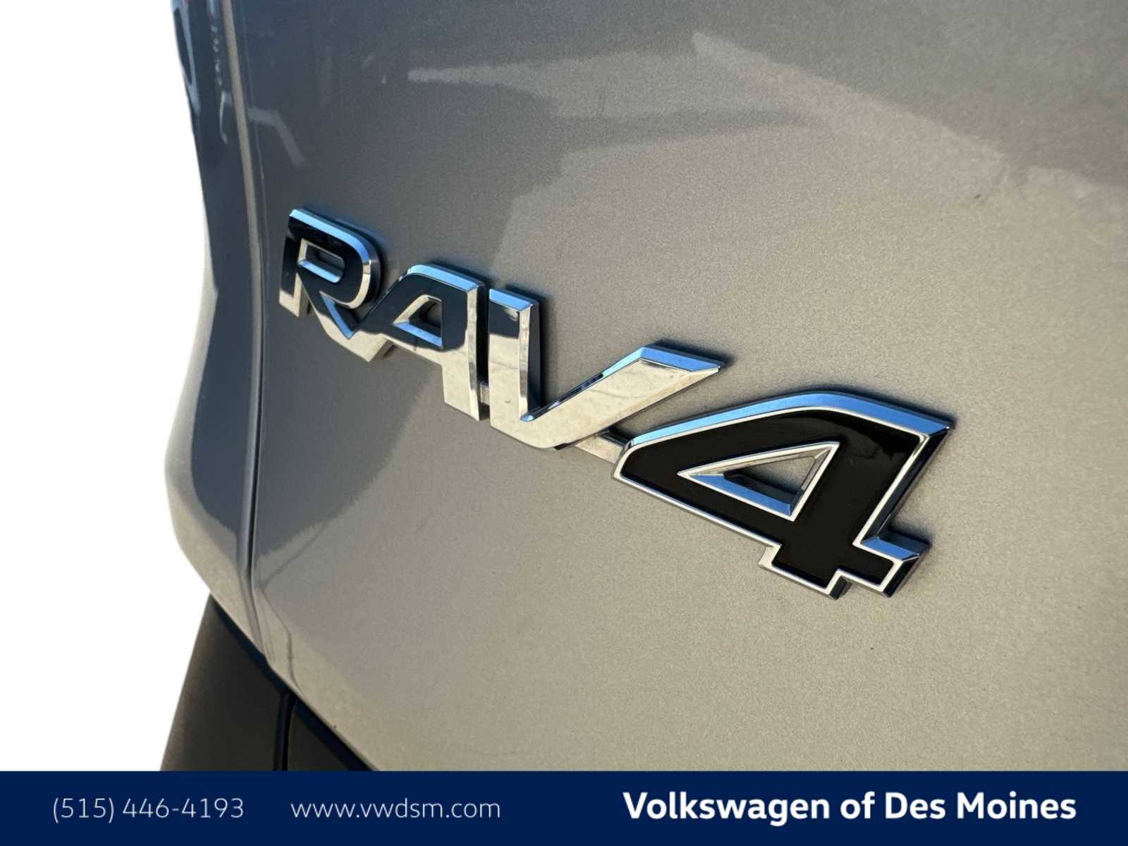 Used 2025 Toyota RAV4 XLE image 6