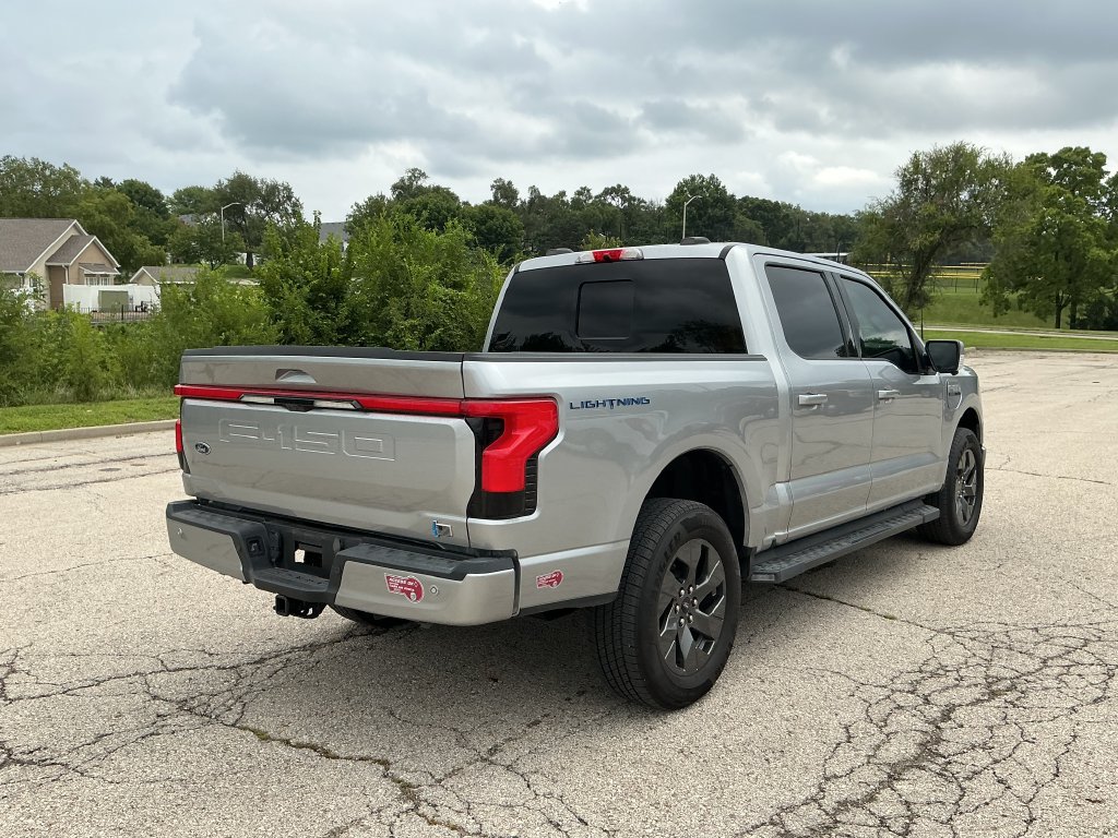 Used 2023 Ford F150 Lightning Lariat AWD/4WD image 5