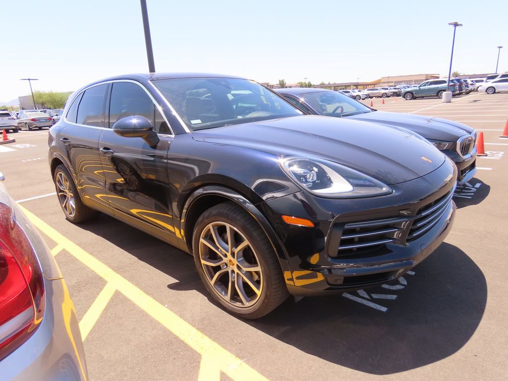 Used 2020 Porsche Cayenne AWD/4WD image 2