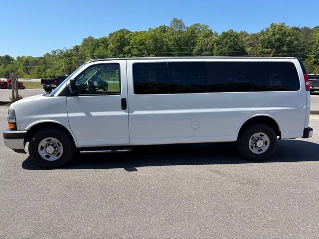 Used 2016 Chevrolet Express 3500 LT w/ LT Preferred Equipment Group RWD image 26