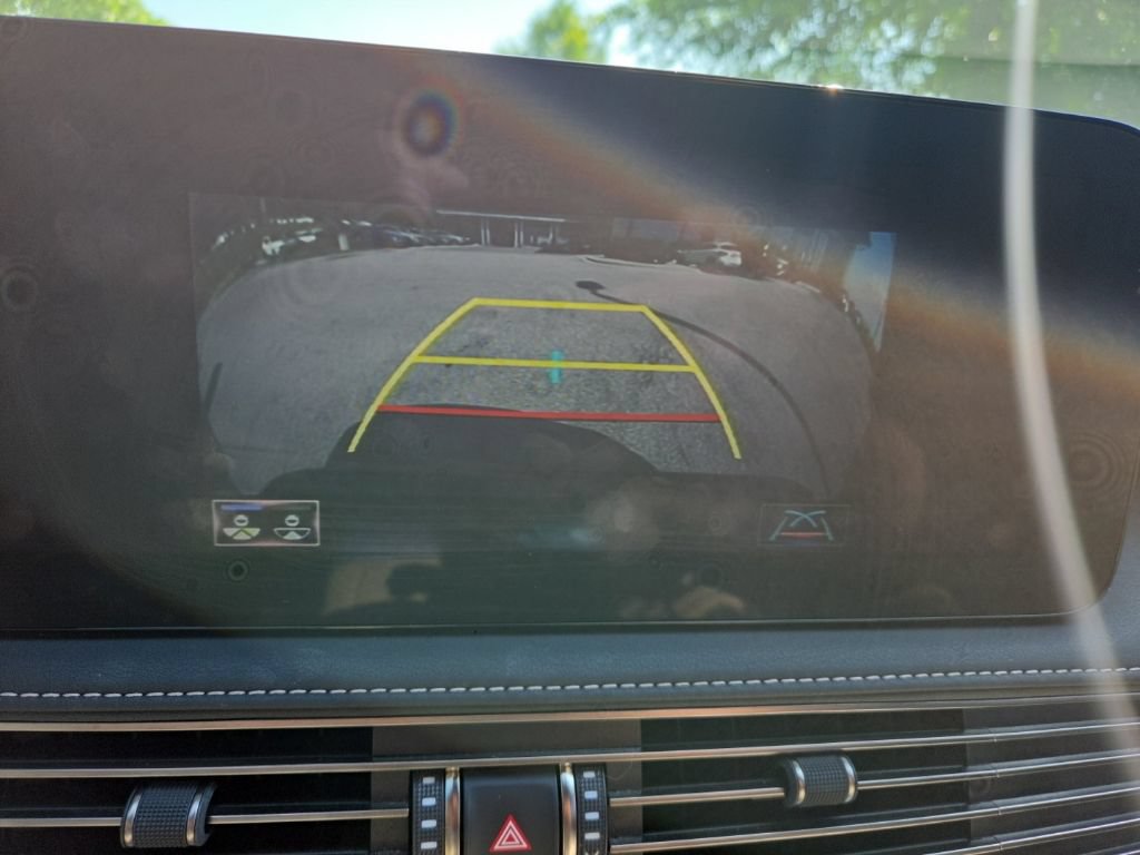 Used 2021 Lexus LS 500 F Sport w/ Accessory Package (Z2) RWD image 19