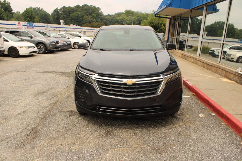 Used 2022 Chevrolet Equinox LS FWD image 2