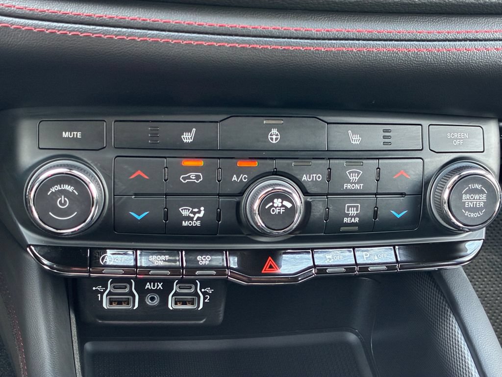 New 2026 Dodge Durango GT w/ Blacktop Package RWD image 10