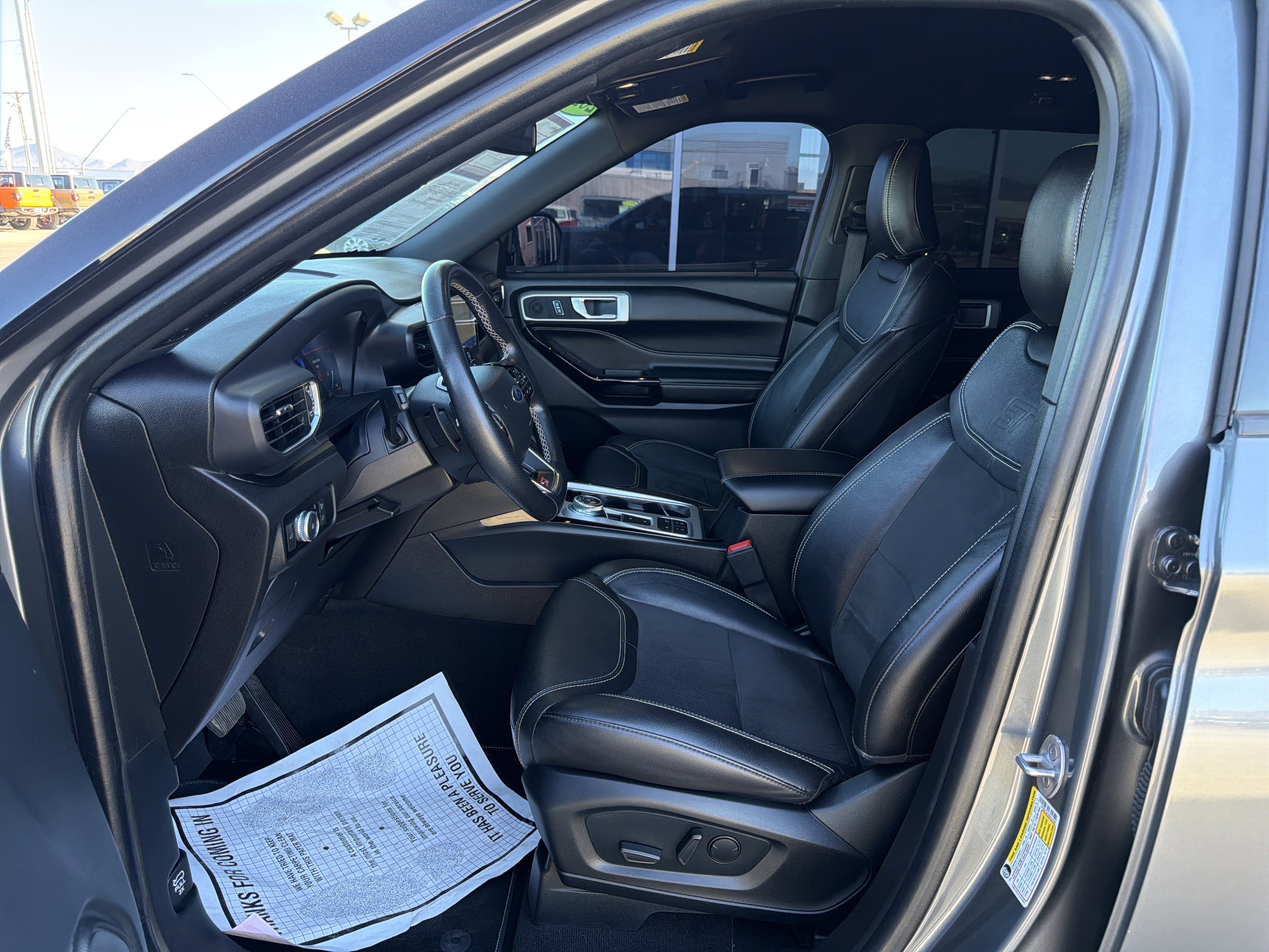 Used 2022 Ford Explorer ST w/ ST Street Pack image 15