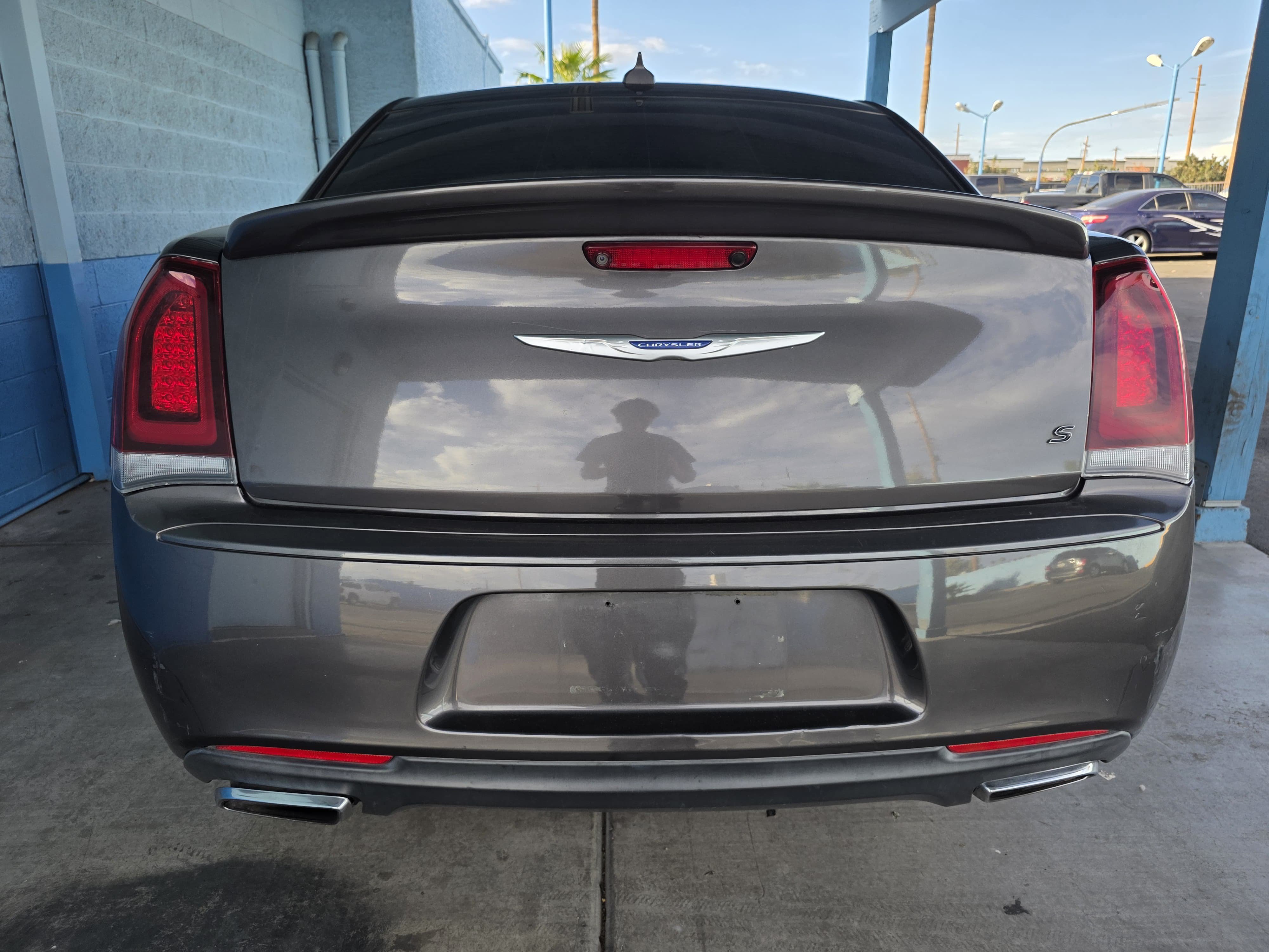Used 2017 Chrysler 300 S w/ S Model Appearance Package RWD image 4