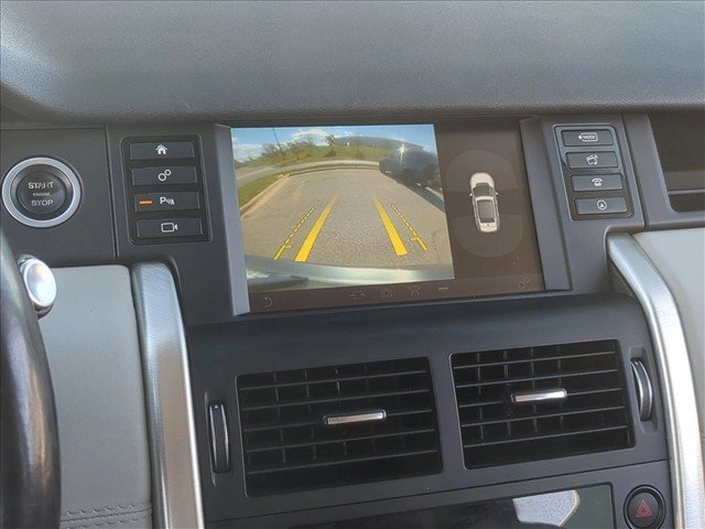 Used 2016 Land Rover Discovery Sport HSE AWD/4WD image 17