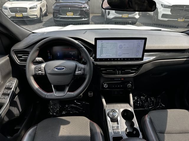 Certified 2023 Ford Escape ST-Line w/ Tech Pack #1 AWD/4WD image 13