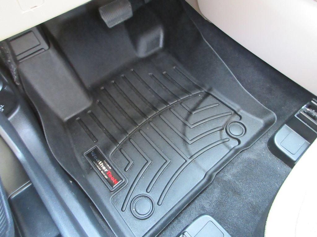 Used 2020 Ford Escape Titanium AWD/4WD image 26
