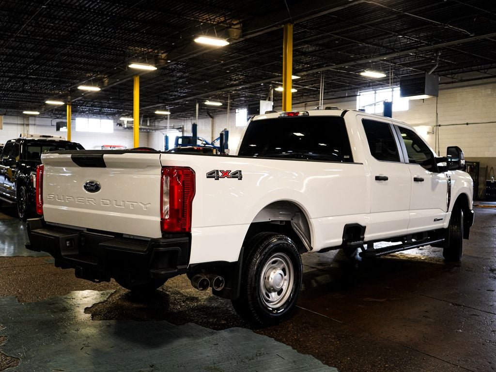 Used 2025 Ford F250 XL AWD/4WD image 4