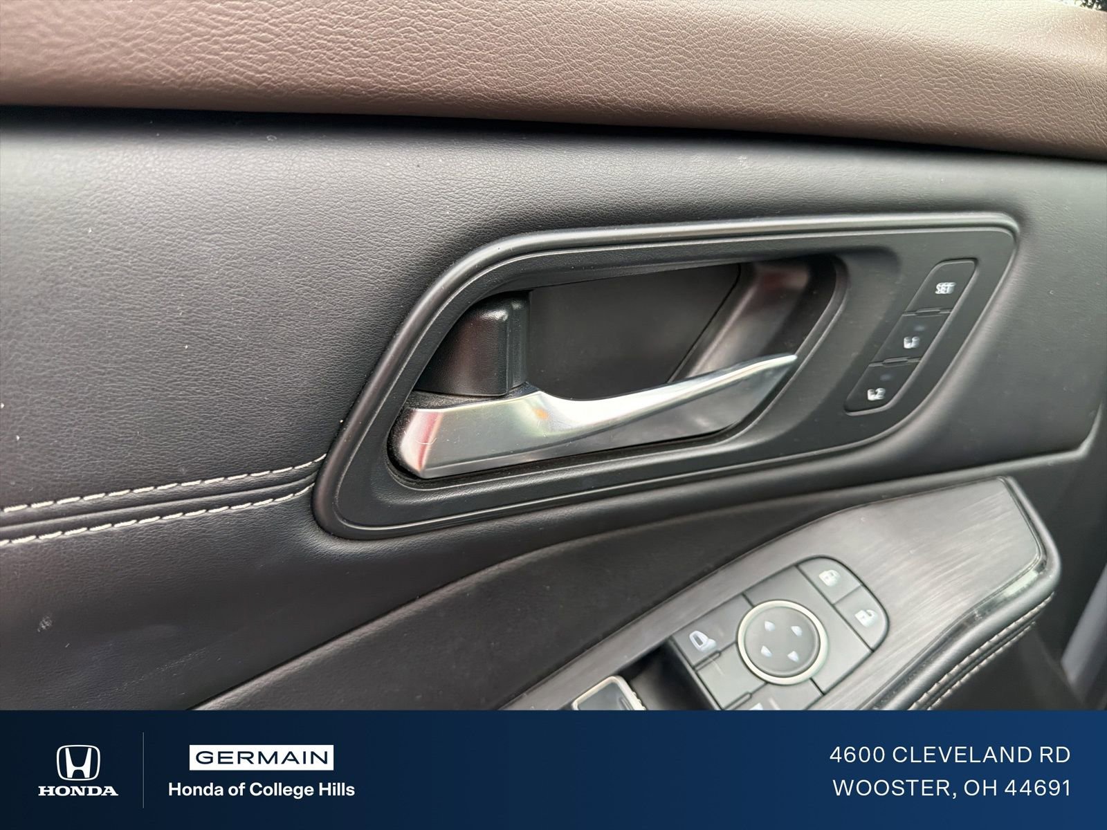 Used 2023 Nissan Rogue SL w/ SL Premium Package image 15