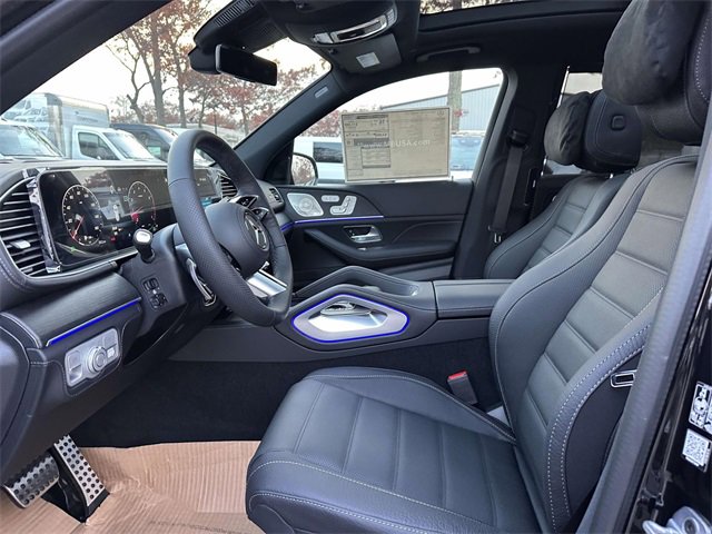 New 2026 Mercedes-Benz GLS 580 4MATIC image 4