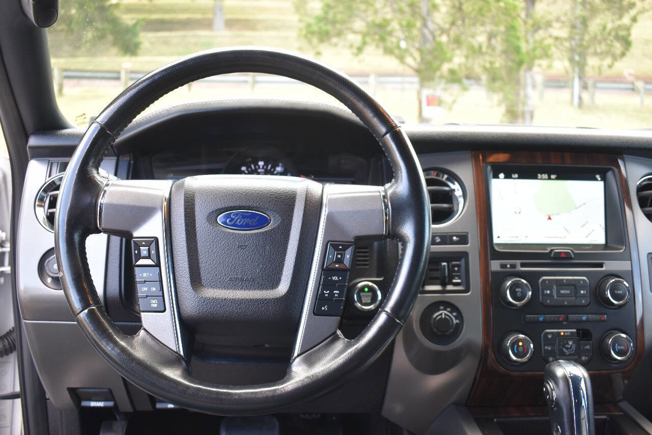 Used 2016 Ford Expedition EL Platinum image 19