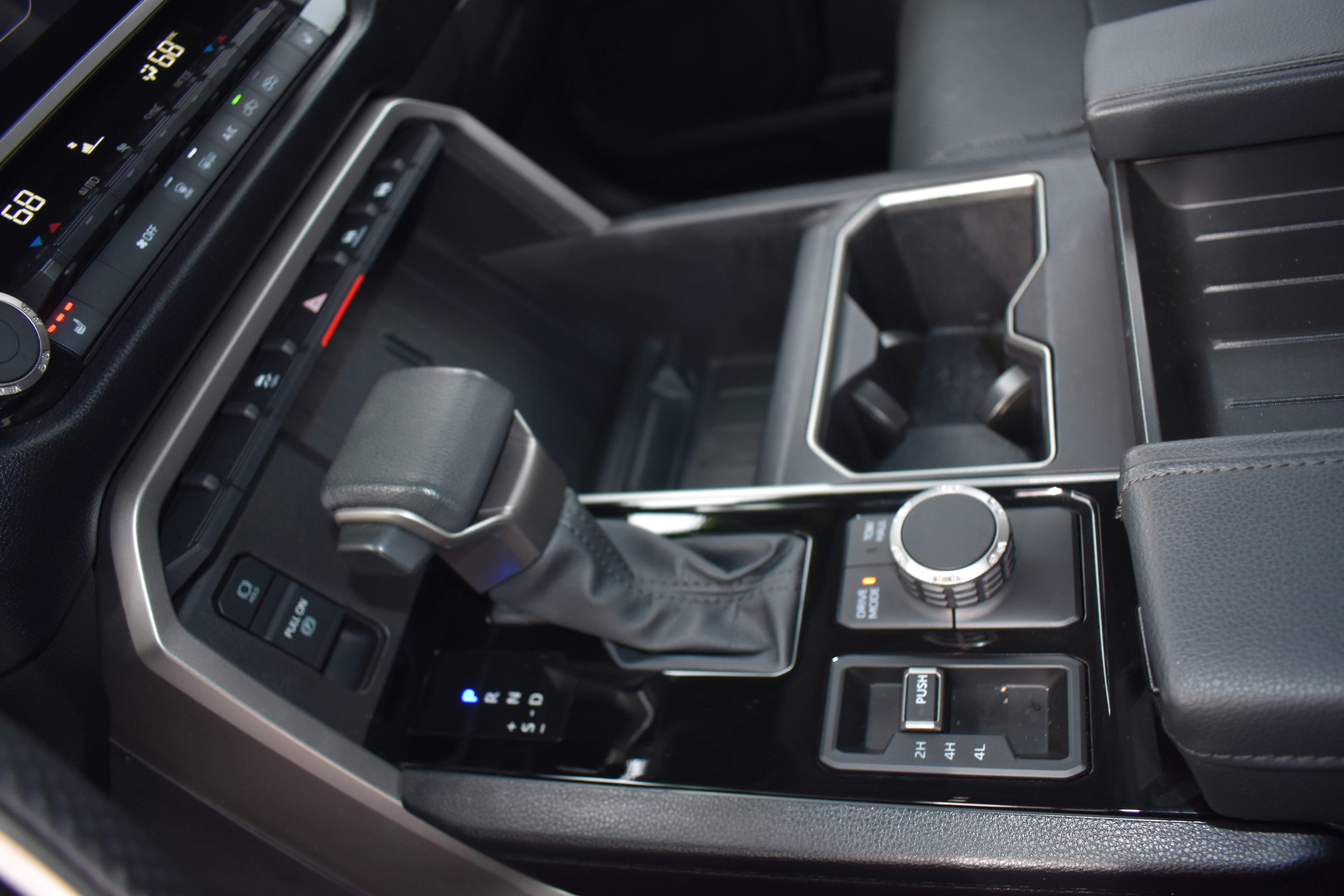 Used 2023 Toyota Tundra SR5 w/ SR5 Premium Package image 21