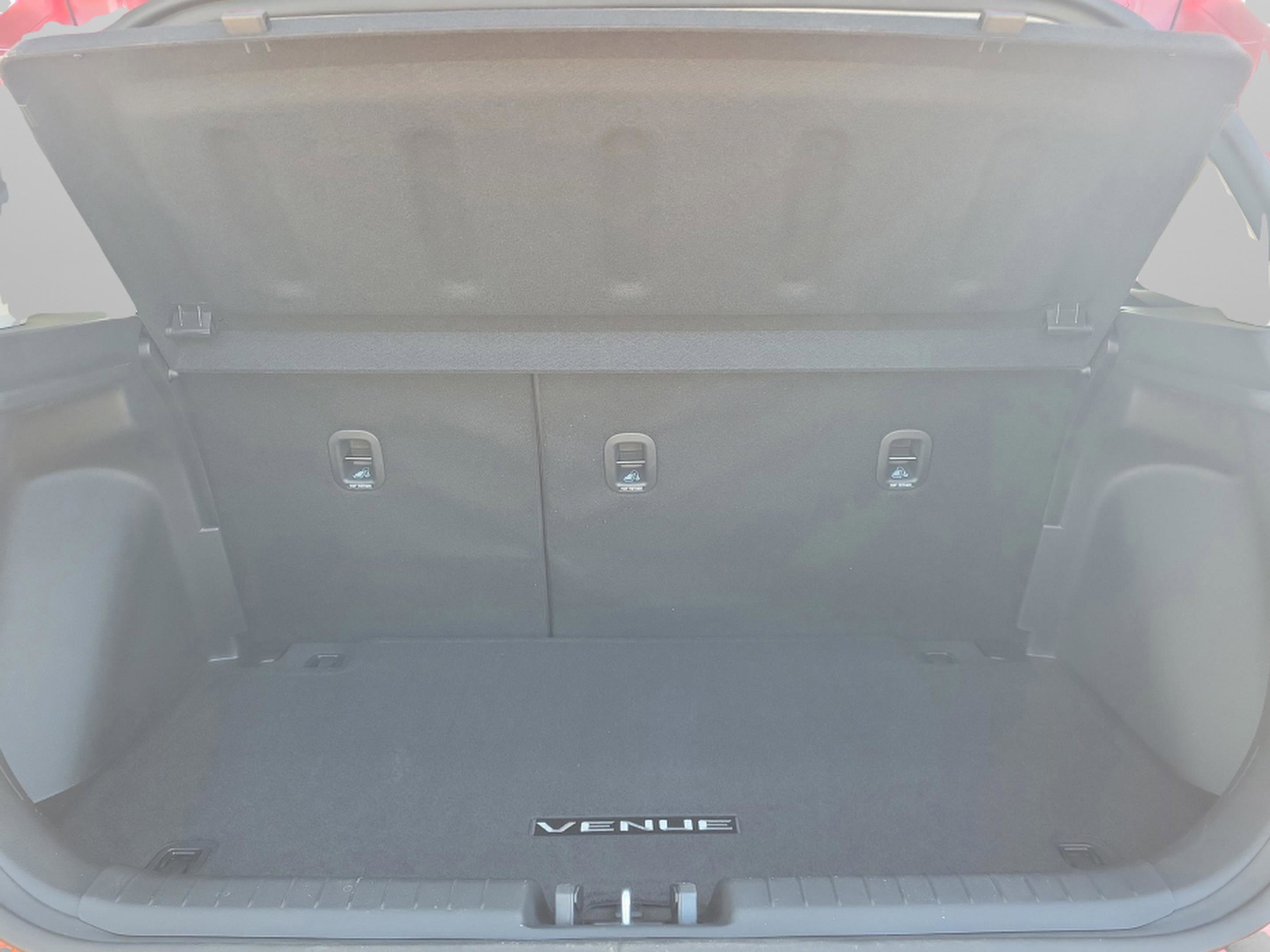 New 2026 Hyundai Venue SE image 29