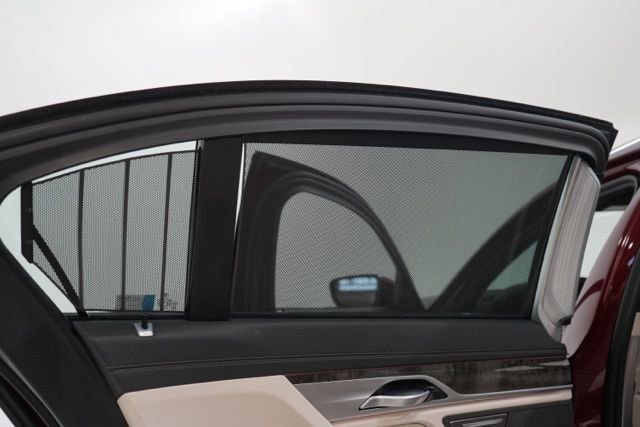 Used 2021 BMW 740i xDrive w/ M Sport Package image 32