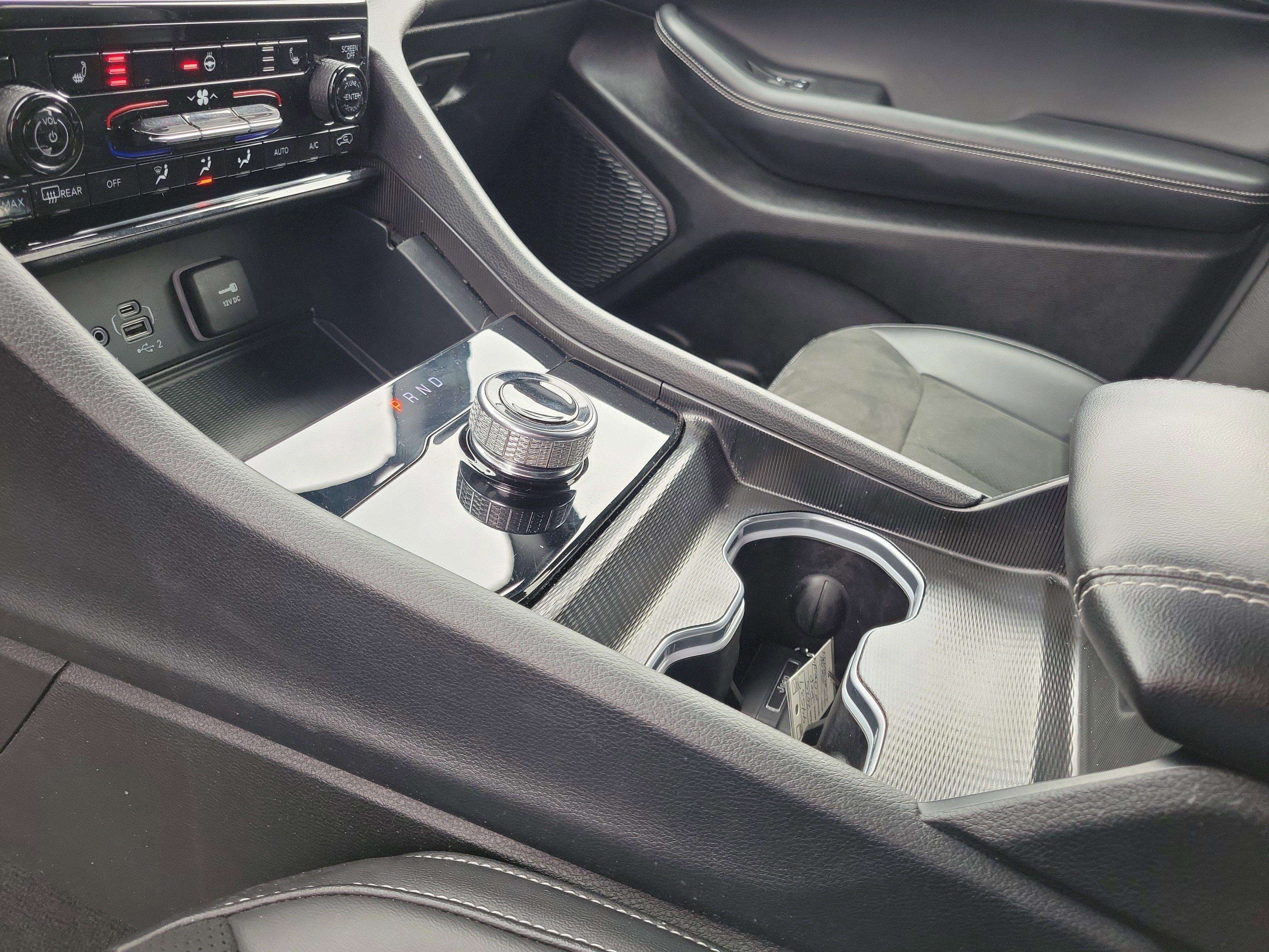 Used 2025 Jeep Grand Cherokee L Laredo image 29