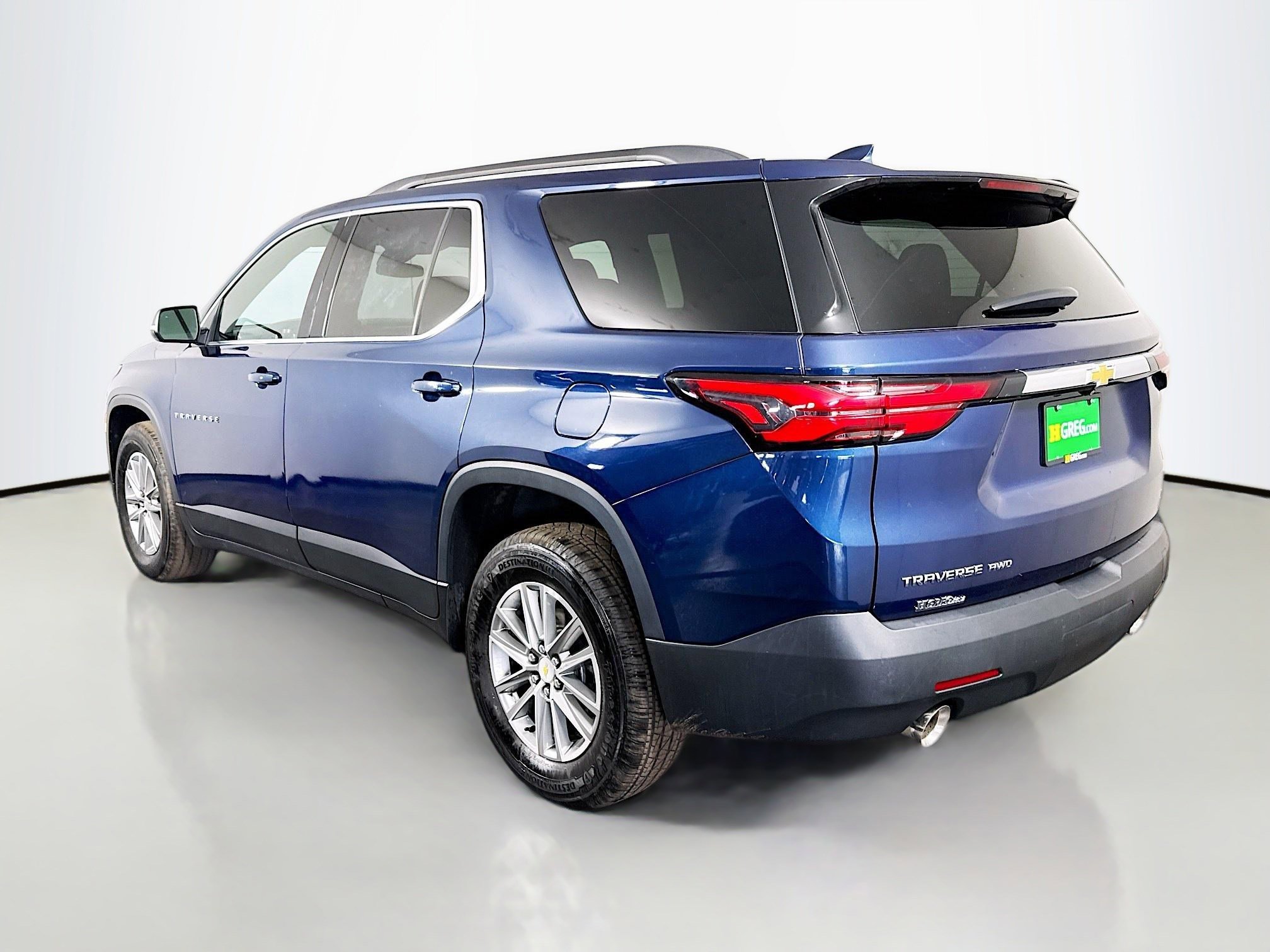 Used 2023 Chevrolet Traverse LT image 7