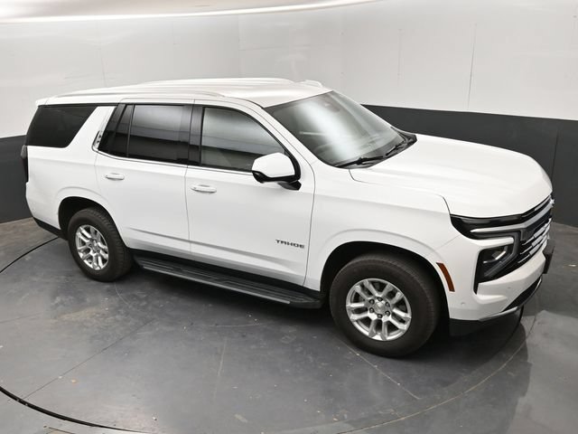 Used 2025 Chevrolet Tahoe LT AWD/4WD image 17