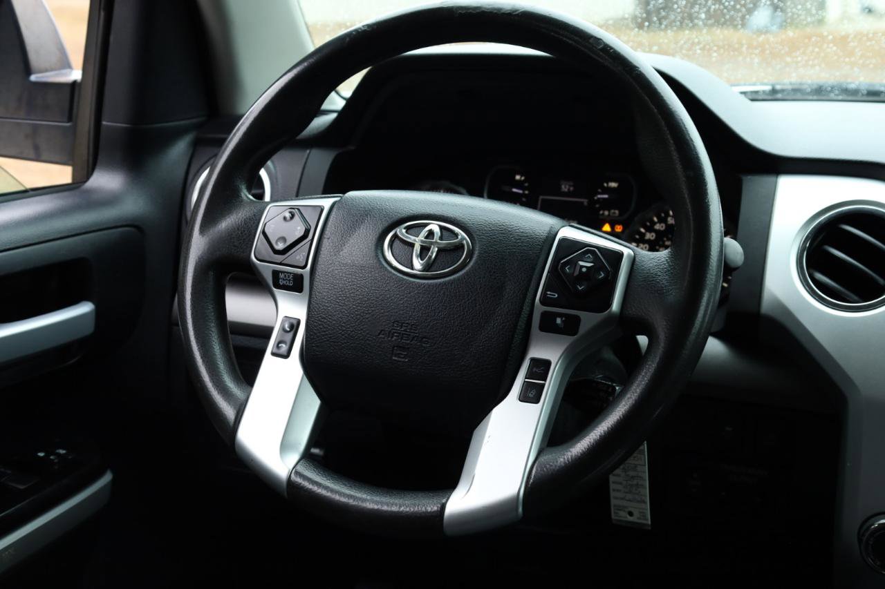 Used 2018 Toyota Tundra SR5 w/ SR5 Upgrade Package AWD/4WD image 9