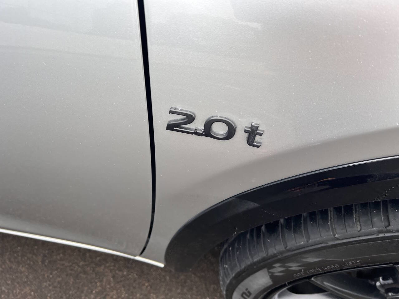 Used 2018 INFINITI QX30 Premium w/ Navigation Package image 16